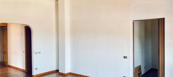 4 rooms Apartment in Castrovillari, Italy No. 72951 7