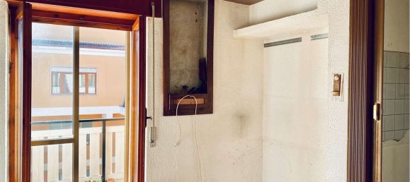 4 rooms Apartment in Castrovillari, Italy No. 72951 6