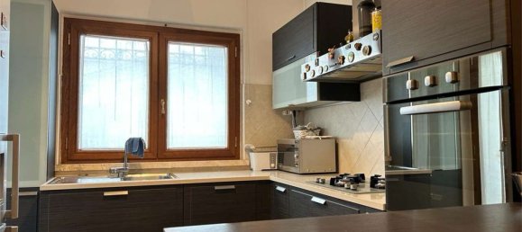 4 rooms House in Guidonia Montecelio, Italy No. 238726 22