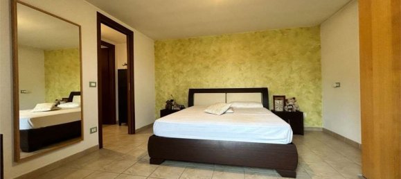 4 rooms House in Guidonia Montecelio, Italy No. 238726 2