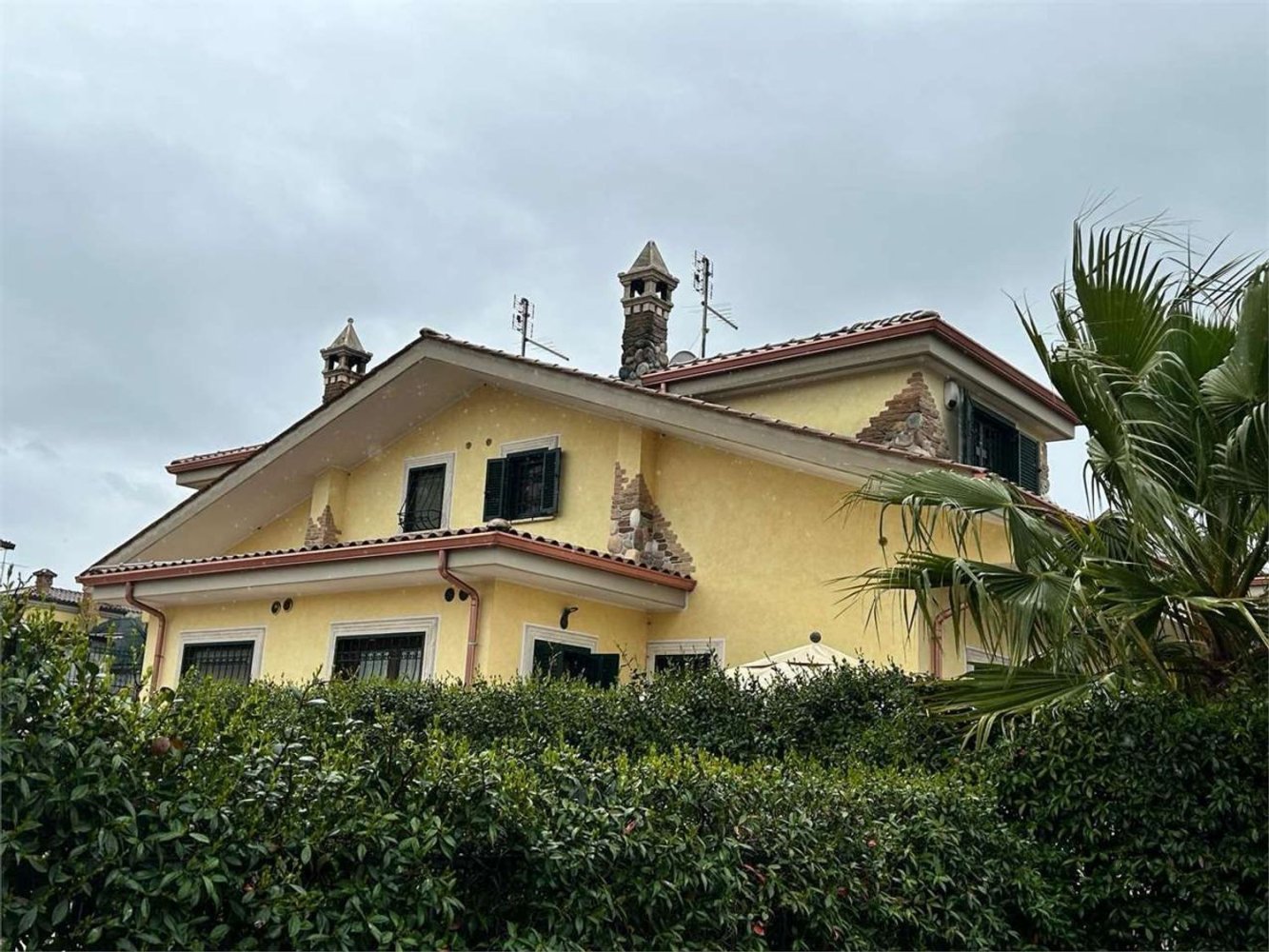 4 rooms House in Guidonia Montecelio, Italy No. 238726