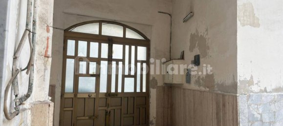 3 Schlafzimmer Wohnung in Melito di Napoli, Italy, Nr. 337755 2