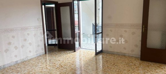 3 Schlafzimmer Wohnung in Melito di Napoli, Italy, Nr. 337755 14