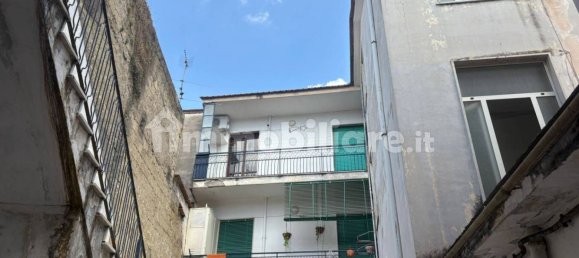 Квартира с 3 спальнями в Мелито ди Наполи, Италия № 337755 27