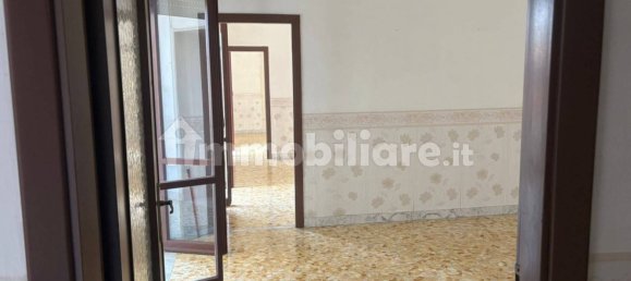 3 Schlafzimmer Wohnung in Melito di Napoli, Italy, Nr. 337755 12