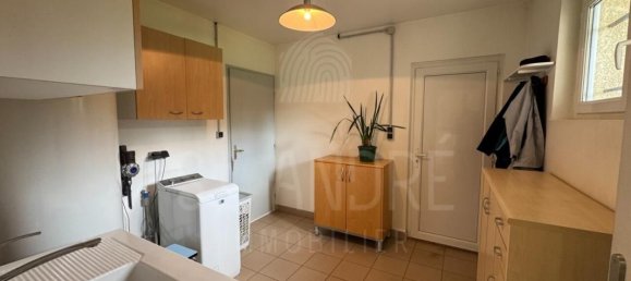 5 bedrooms Villa in Saint-Etienne-de-Saint-Geoirs, France No. 262507 13