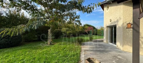 5 bedrooms Villa in Saint-Etienne-de-Saint-Geoirs, France No. 262507 5