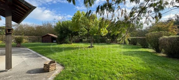 5 bedrooms Villa in Saint-Etienne-de-Saint-Geoirs, France No. 262507 6