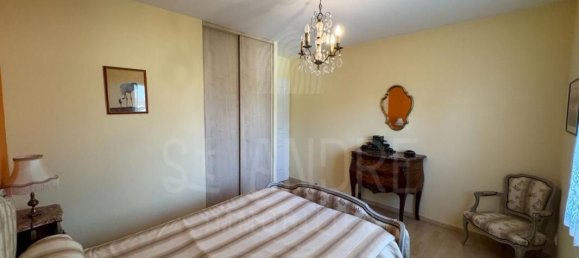 5 bedrooms Villa in Saint-Etienne-de-Saint-Geoirs, France No. 262507 20