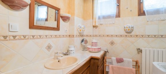 Imóvel comercial T7 em Les Allues, France N.º 1225 3