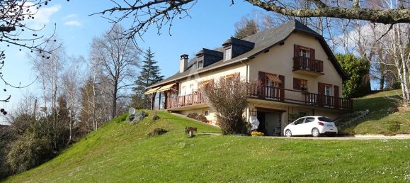 4 bedrooms House in Aubertin, France No. 100383 6