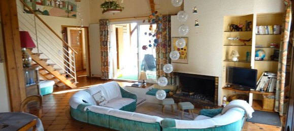 4 bedrooms House in Aubertin, France No. 100383 2