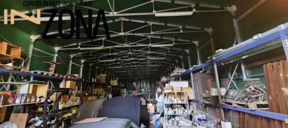 Вилла с 3 спальнями в Кавеццо, Италия № 95945 35