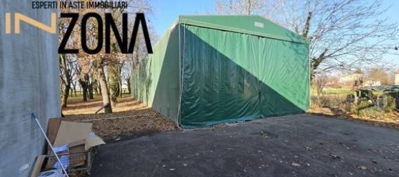 Вилла с 3 спальнями в Кавеццо, Италия № 95945 34