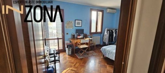 Вилла с 3 спальнями в Кавеццо, Италия № 95945 28