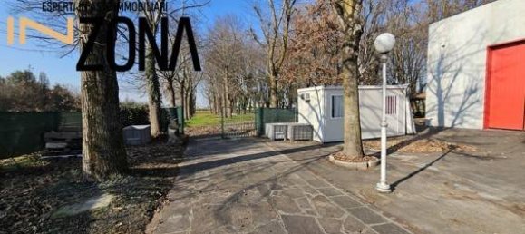 Вилла с 3 спальнями в Кавеццо, Италия № 95945 32