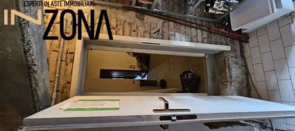 Вилла с 3 спальнями в Кавеццо, Италия № 95945 30