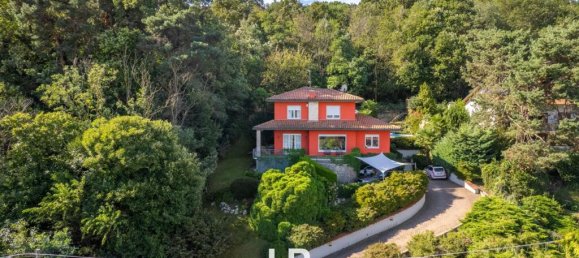 3 bedrooms Villa in Ranco, Italy No. 320292 3