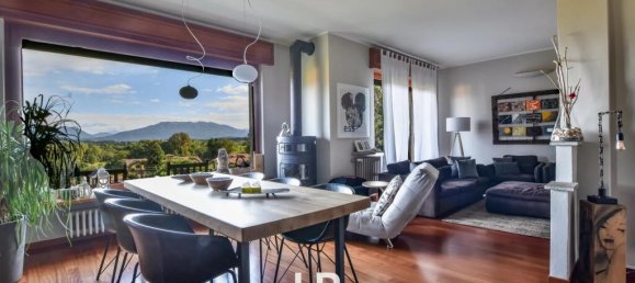 3 bedrooms Villa in Ranco, Italy No. 320292 12