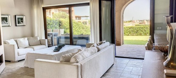 4-salle Appartement à Arzachena, Italy No. 232887 8