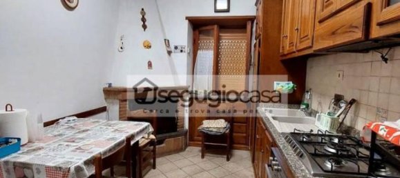 3 rooms Apartment in Formello, Italy No. 36041 9