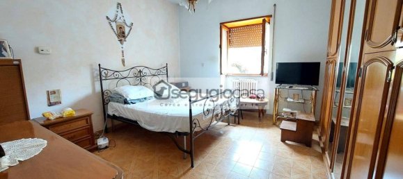 3 rooms Apartment in Formello, Italy No. 36041 12