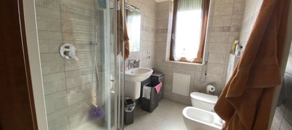 3 rooms Apartment in Castel d'Azzano, Italy No. 161999 9