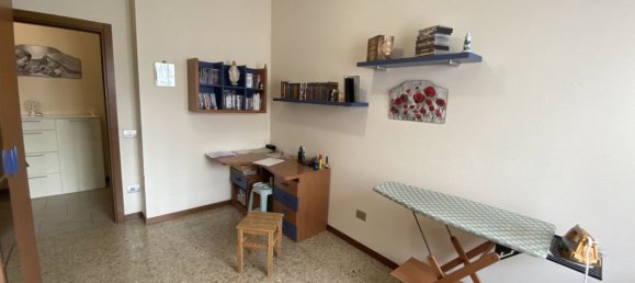 3 rooms Apartment in Castel d'Azzano, Italy No. 161999 12
