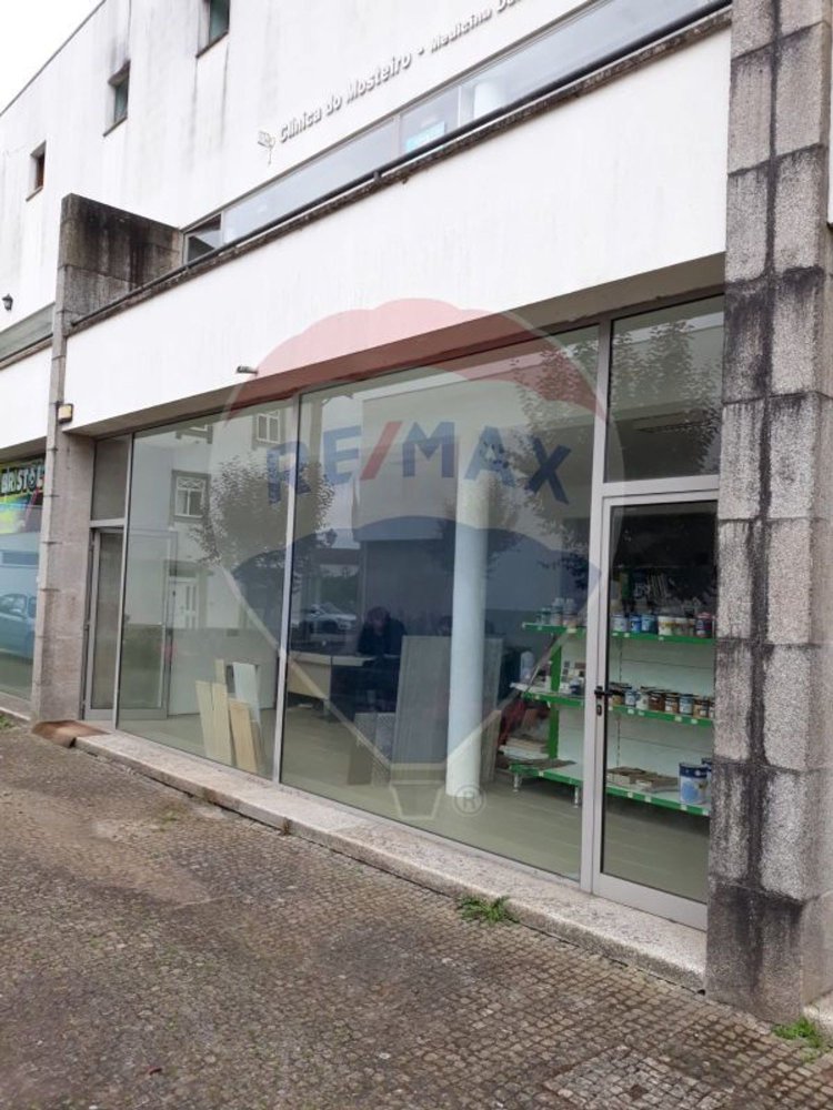 Gewerbliche Immobilie in Cabeceiras de Basto, Portugal 81m², Nr. 36612