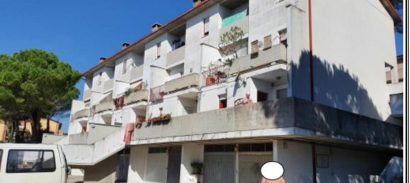 4 bedrooms Apartment in Marsciano, Italy No. 324199 12