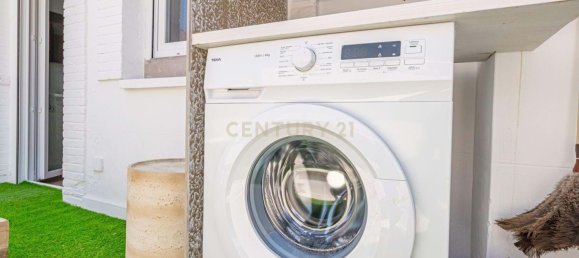 1 bedroom Penthouse in Madrid, Spain No. 135925 6