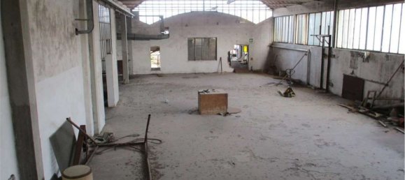 Armazém em Montelupo Fiorentino, Italy 2435 m² N.º 334707 10