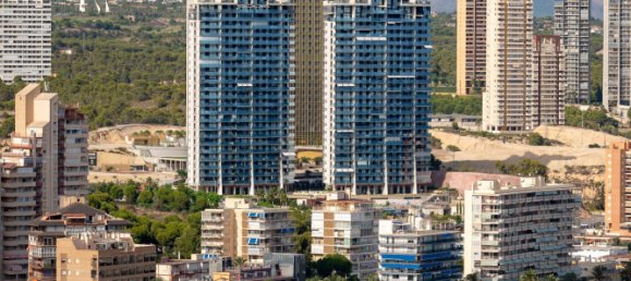 Apartamento de 8 dormitorios en Benidorm, Spain No. 88125 38