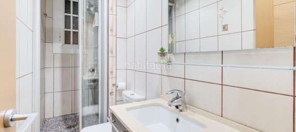 Apartamento de 2 dormitorios en Horta-Guinardó, Spain No. 165045 10