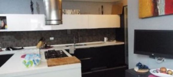 8 rooms Villa in Limbiate, Italy No. 6233 11