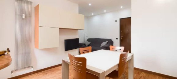 2غرفة شقة في Rho, Italy رقم 130791 5