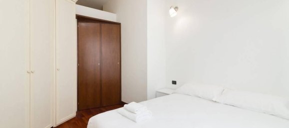 2غرفة شقة في Rho, Italy رقم 130791 17