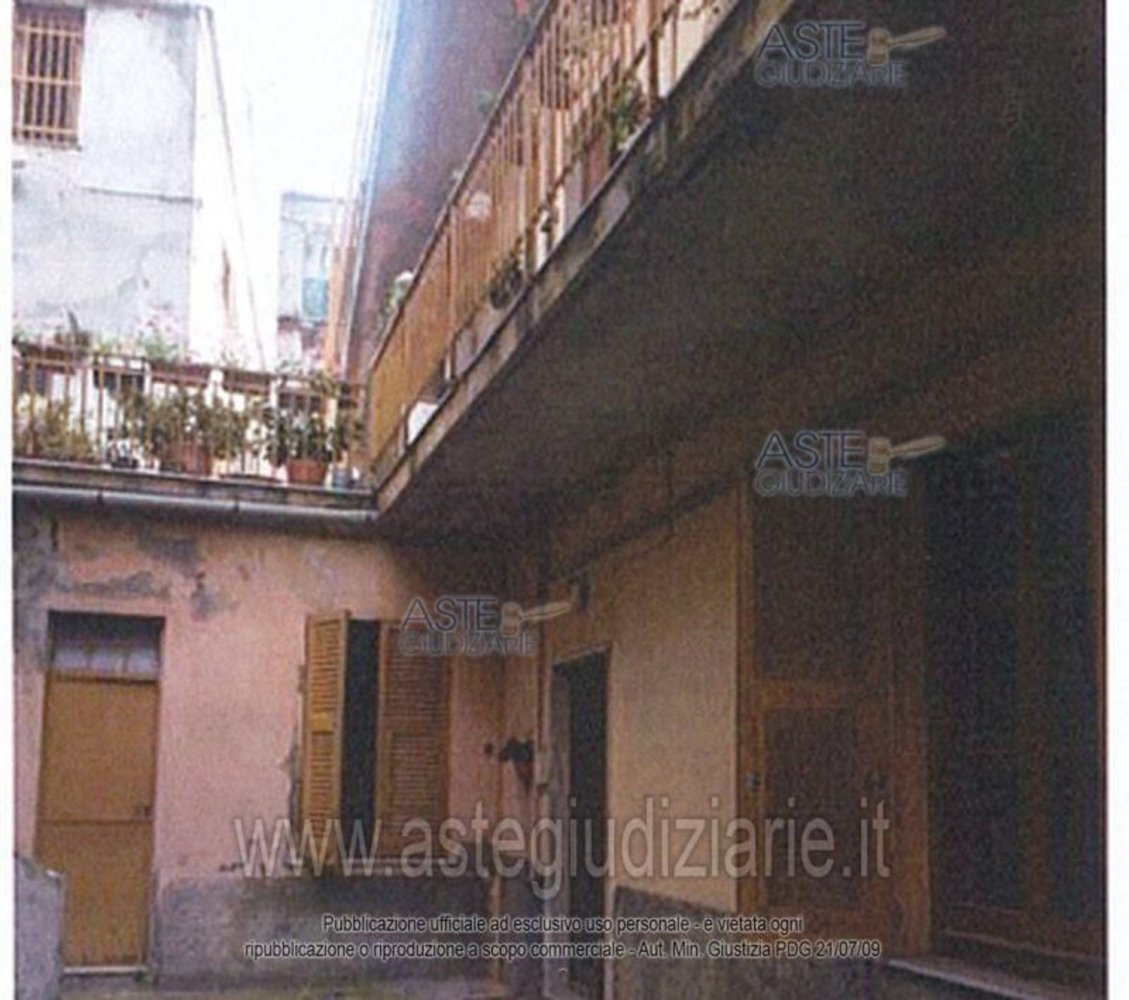 7 bedrooms Apartment in Genoa, Italy No. 335722