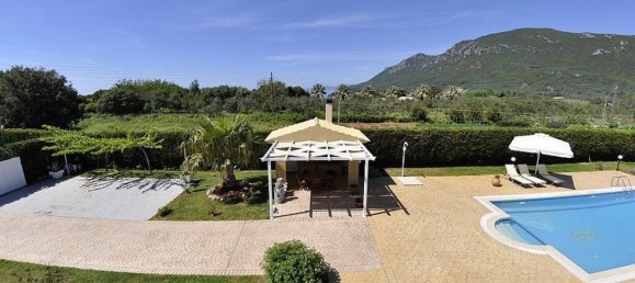 3 bedrooms Villa in Corfu, Greece No. 1514 10