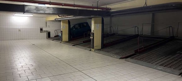 Parkplatz in München, Germany, Nr. 289947 4