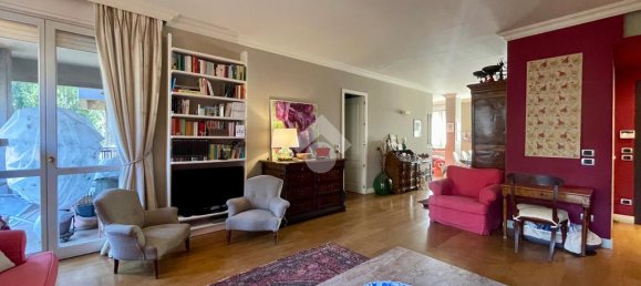 3 Schlafzimmer Wohnung in Monza, Italy, Nr. 75229 11