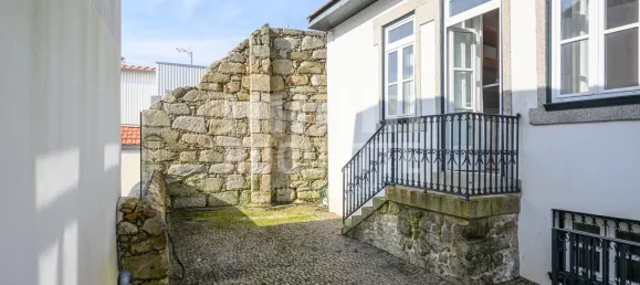 5 bedrooms House in Porto, Portugal No. 120131 35