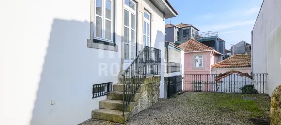 5 bedrooms House in Porto, Portugal No. 120131 5