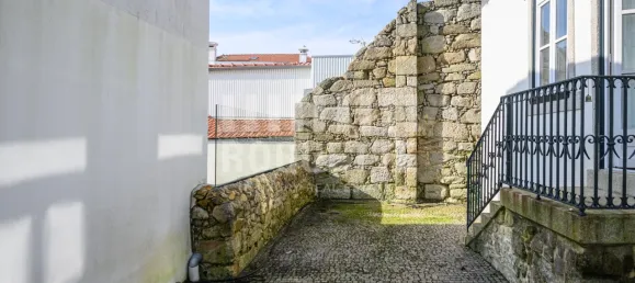 5 bedrooms House in Porto, Portugal No. 120131 6