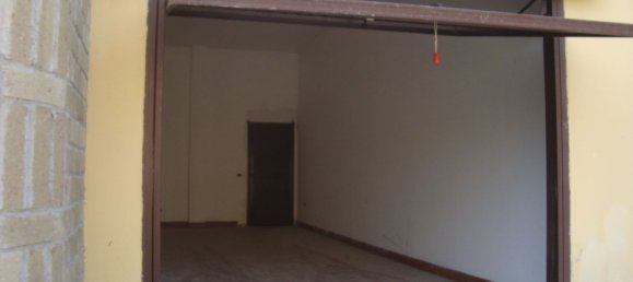 Гараж 36м² в Риньяно Фламинио, Италия № 144345 4