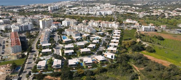 559m² Land in Albufeira, Portugal No. 153290 9