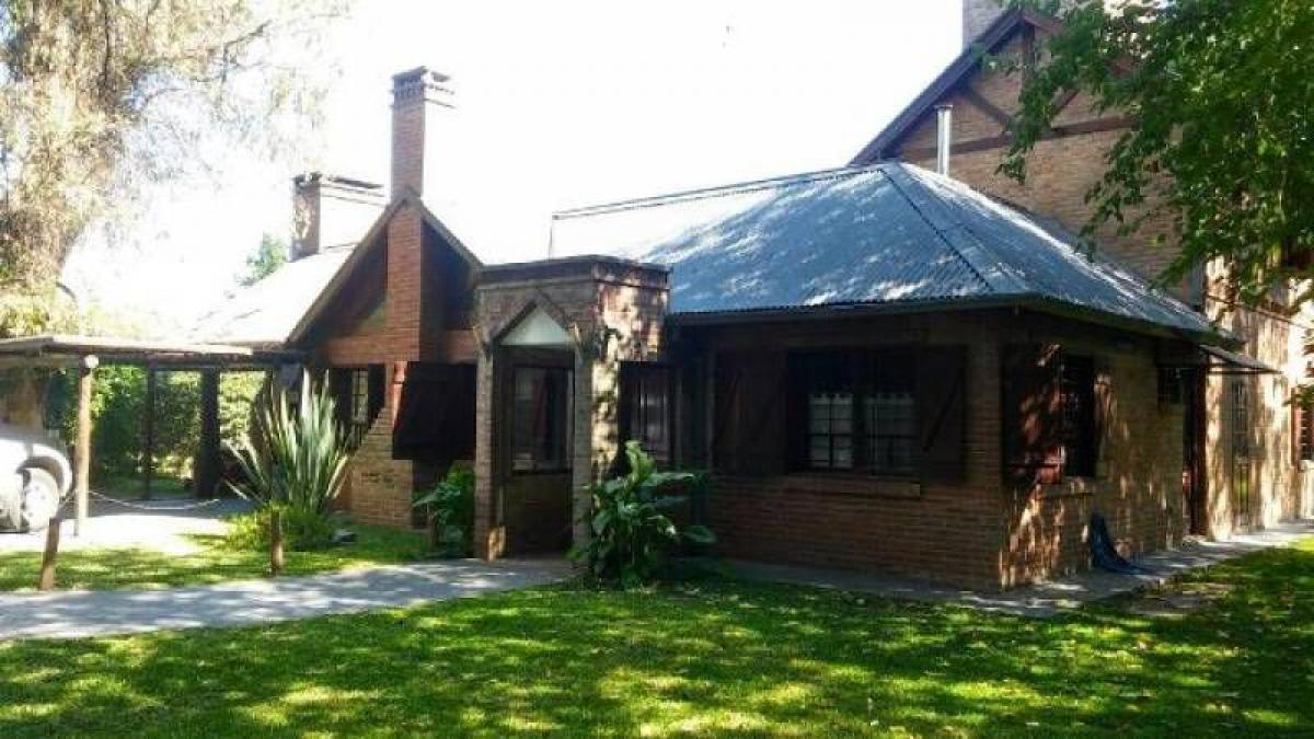 4 bedrooms House in Pilar, Argentina No. 69164