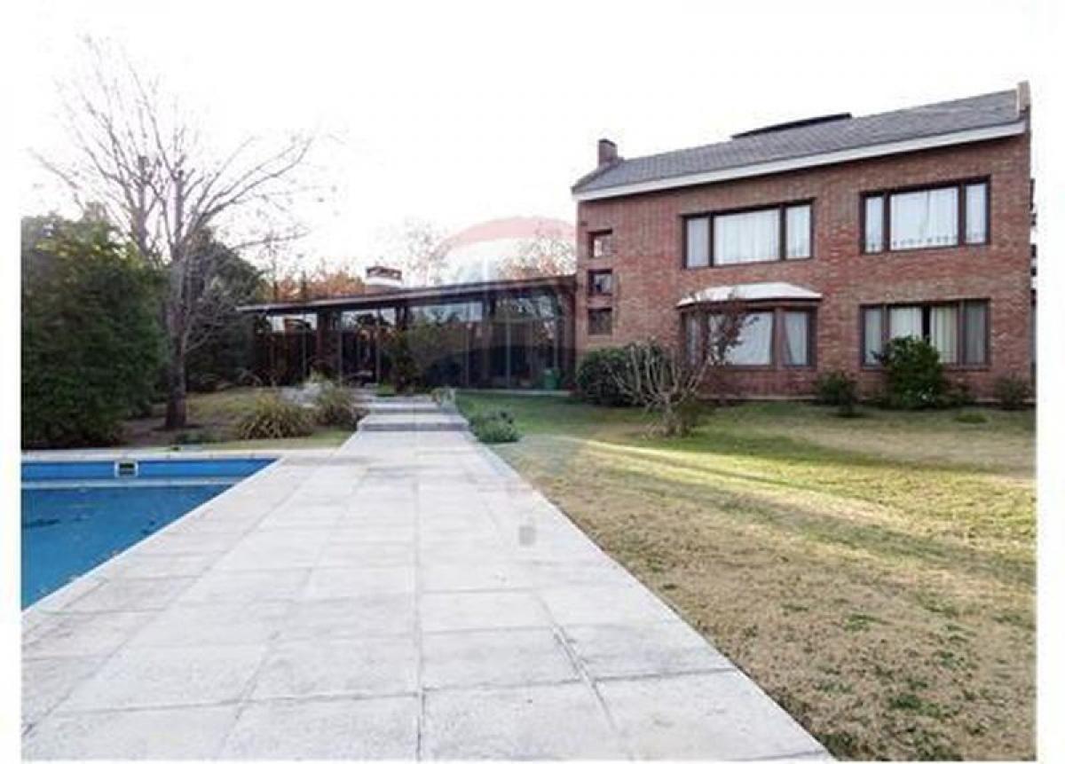 5 bedrooms House in Cordoba, Argentina No. 515