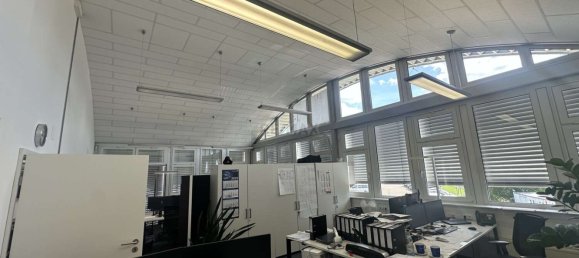 Офис 360м² в Goppingen, Германия № 248474 2