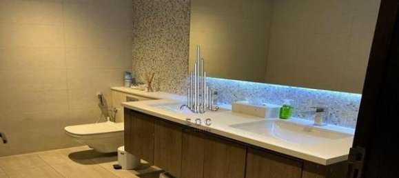 4 Schlafzimmer Villa in Yas Island, UAE, Nr. 41811 13